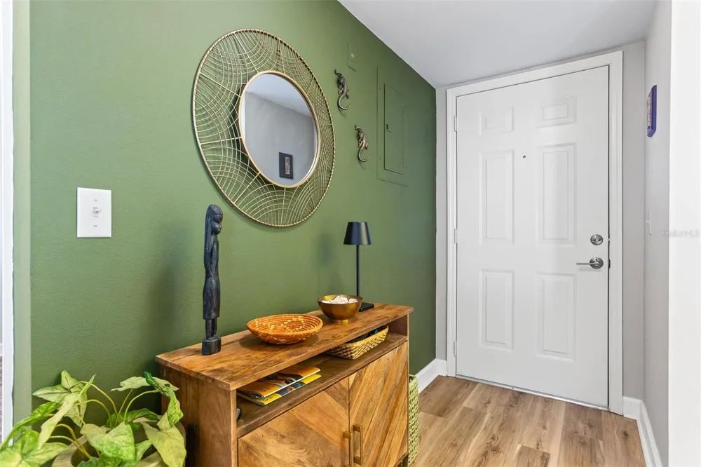 7301 29TH AVENUE DRIVE W #201 Bradenton, FL 34209