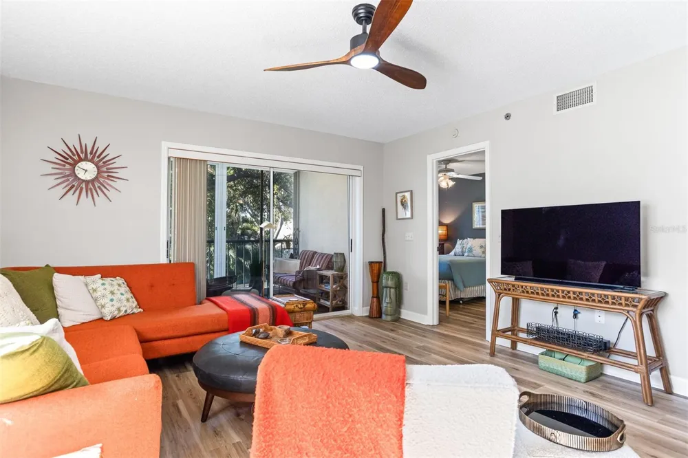 7301 29TH AVENUE DRIVE W #201 Bradenton, FL 34209