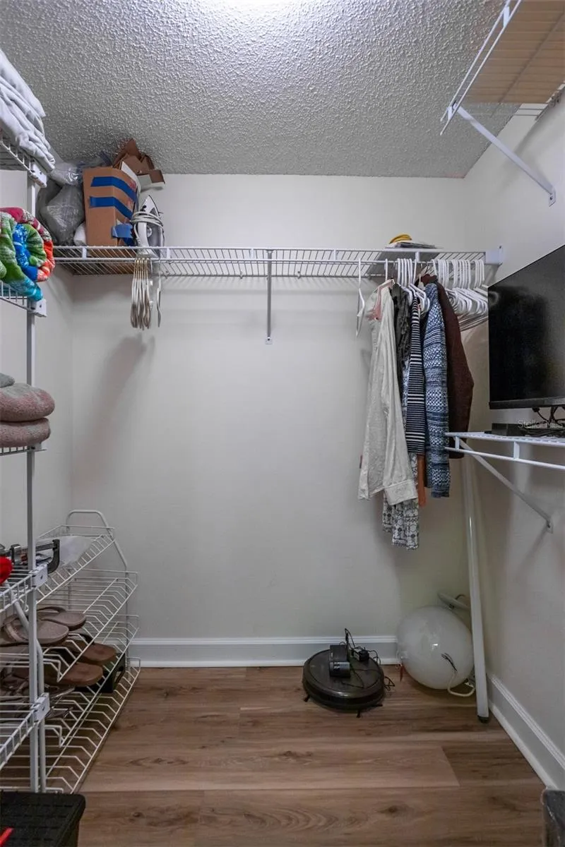 7301 29TH AVENUE DRIVE W #201 Bradenton, FL 34209