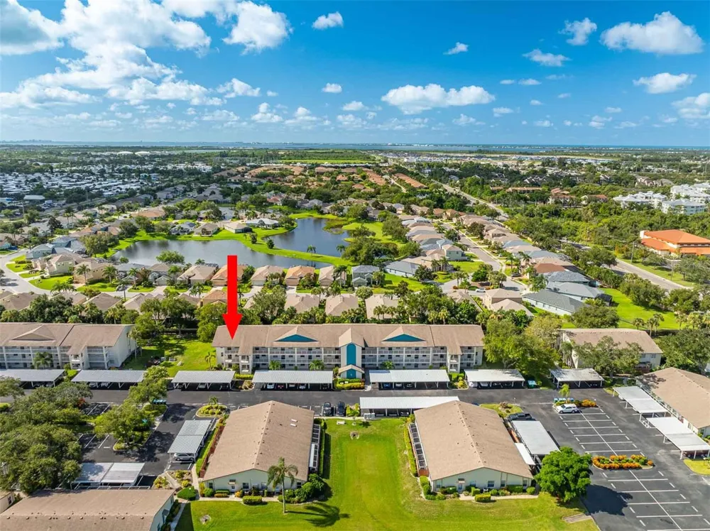 7301 29TH AVENUE DRIVE W #201 Bradenton, FL 34209