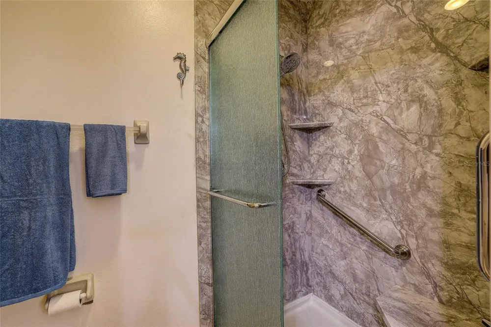 3515 57TH AVENUE DRIVE W Bradenton, FL 34210