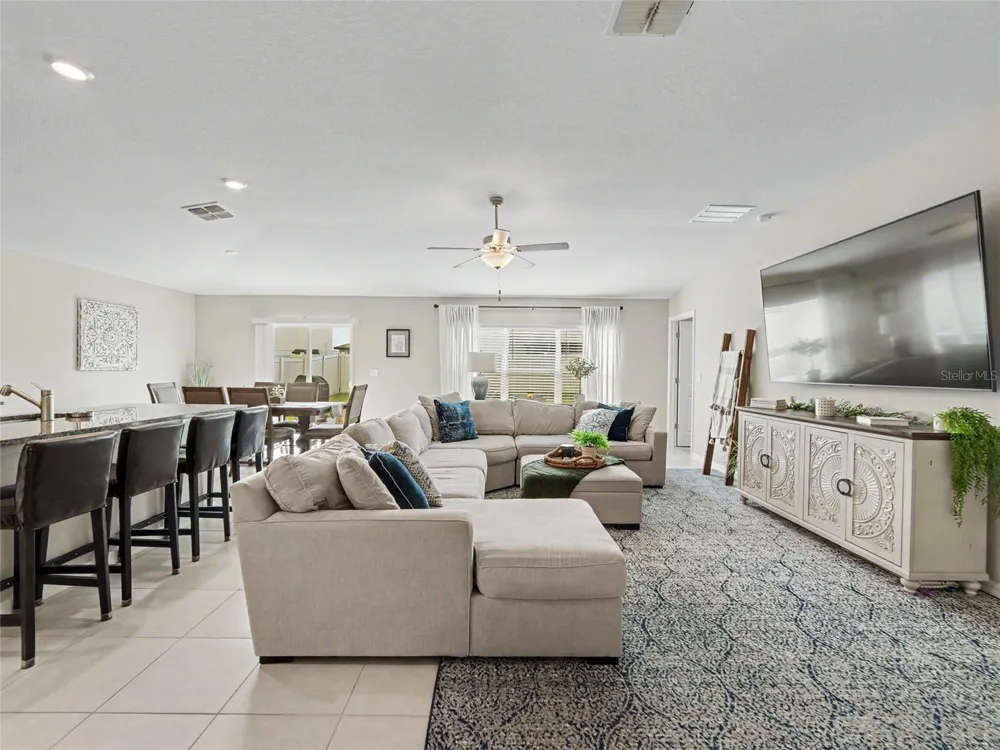 15423 MILLER CREEK DRIVE Ruskin, FL 33573