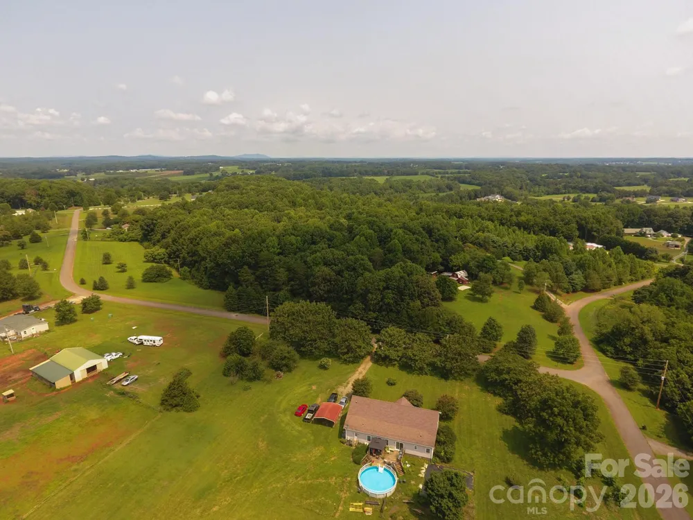 1182 Haywood Court Lincolnton, NC 28092