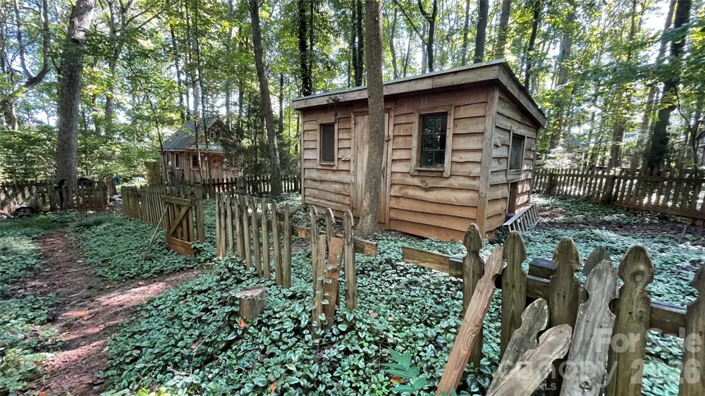 1182 Haywood Court Lincolnton, NC 28092