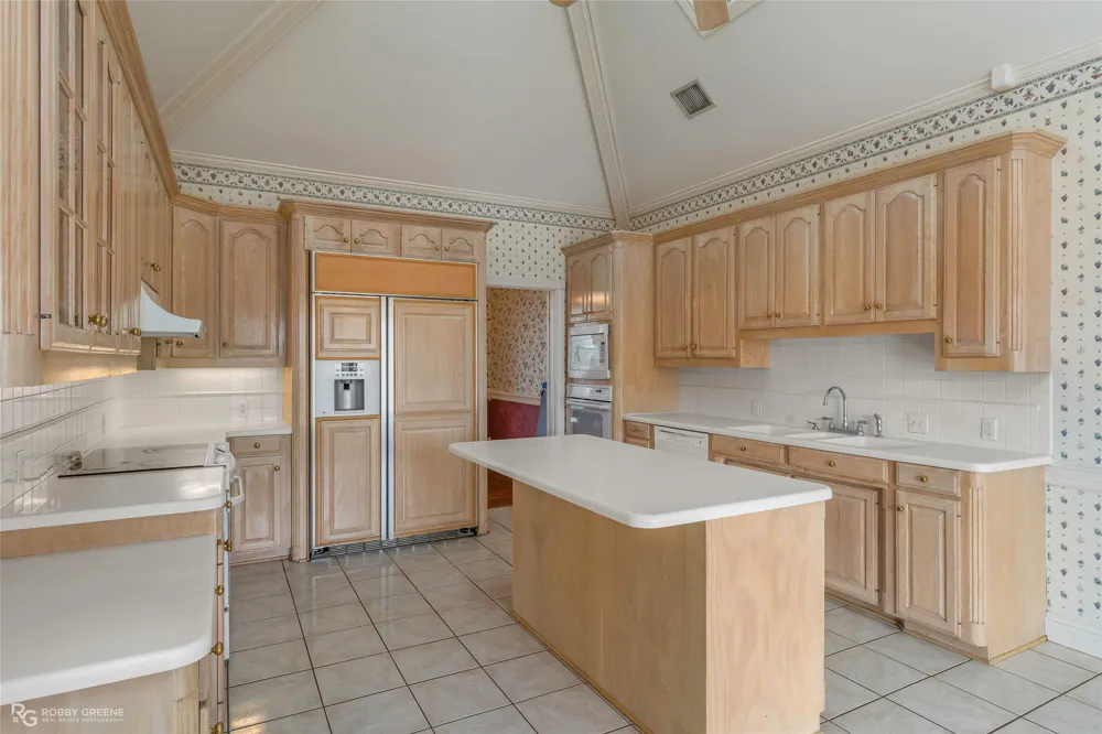 304 Tealwood Drive Bossier City, LA 71111