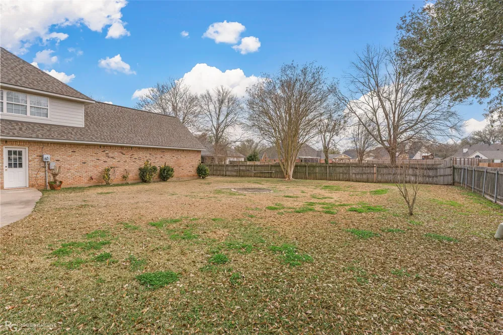 304 Tealwood Drive Bossier City, LA 71111