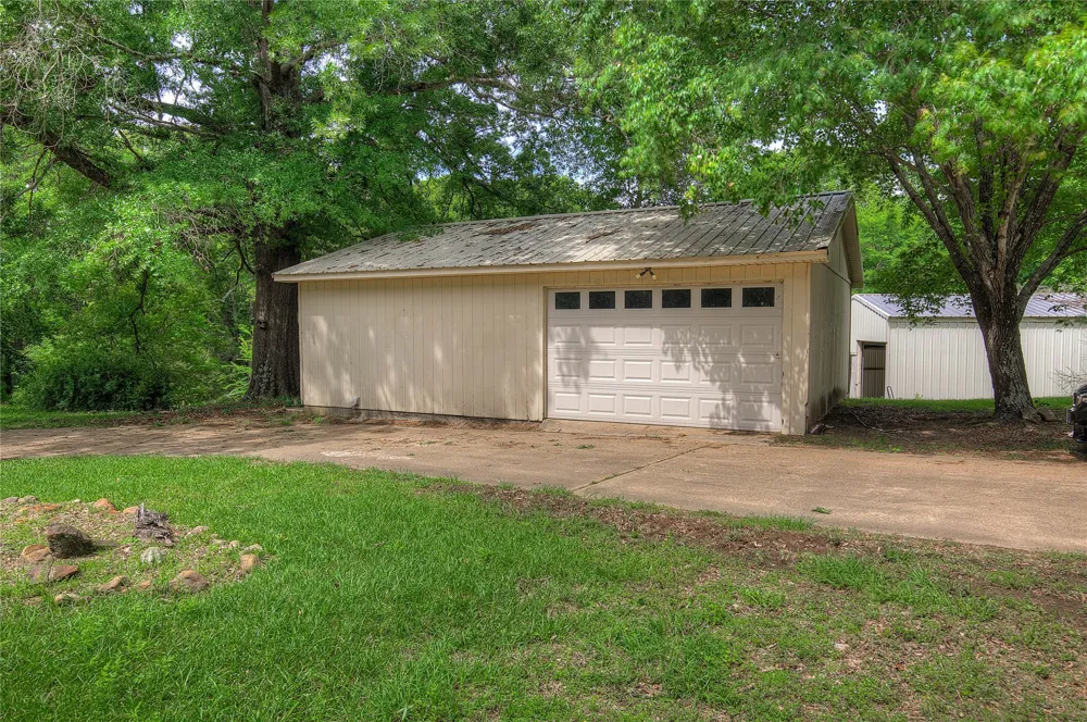 1920 County Road Se 3370 Winnsboro, TX 75494