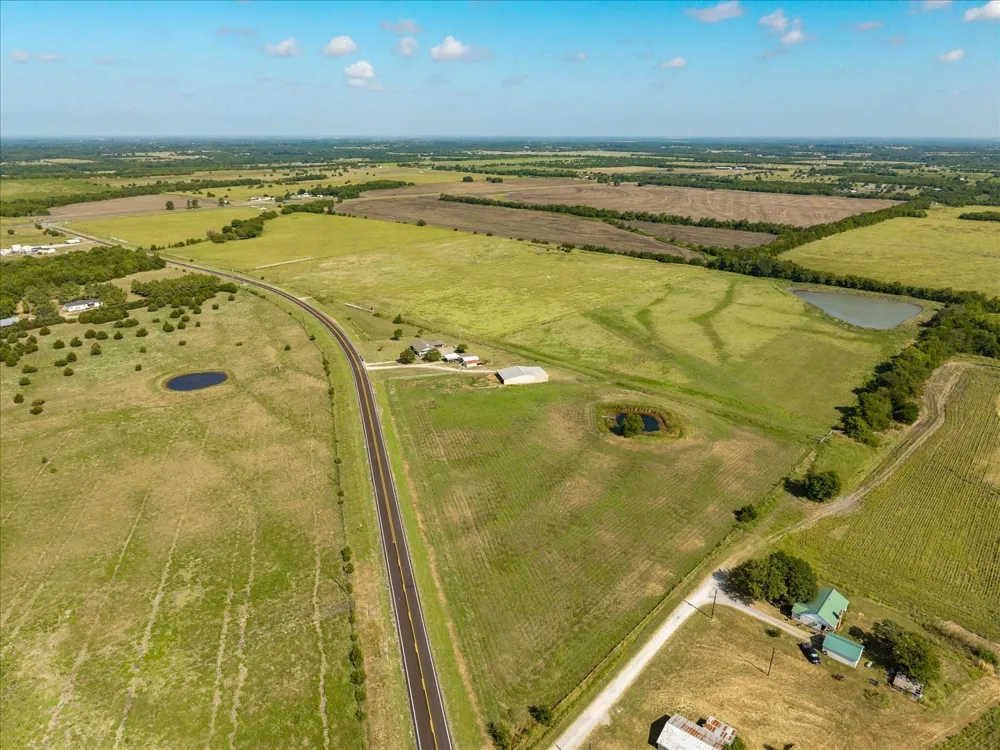92 Highway 34 Wolfe City, TX 75496
