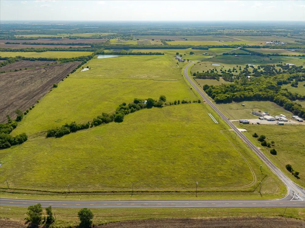 92 Highway 34 Wolfe City, TX 75496