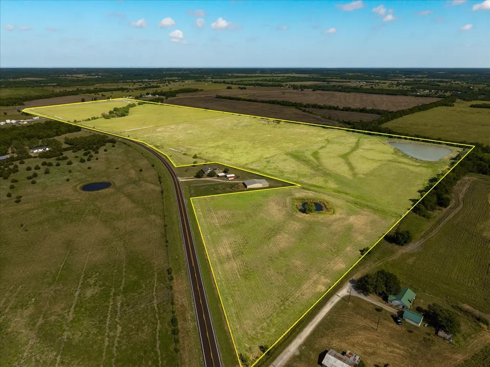 92 Highway 34 Wolfe City, TX 75496