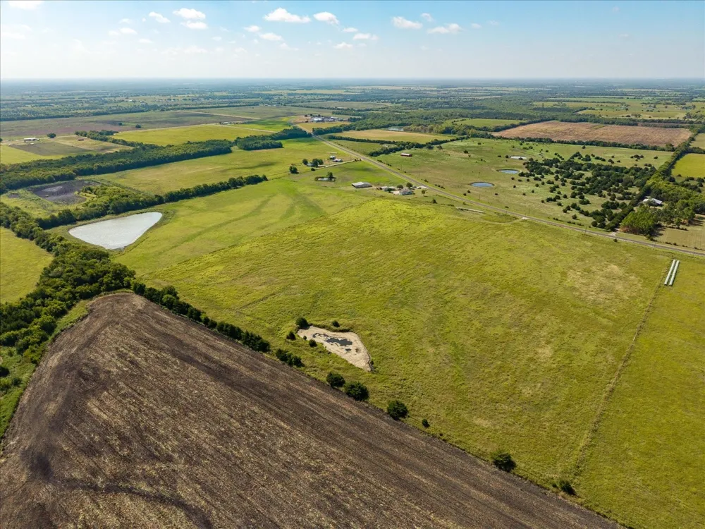 92 Highway 34 Wolfe City, TX 75496