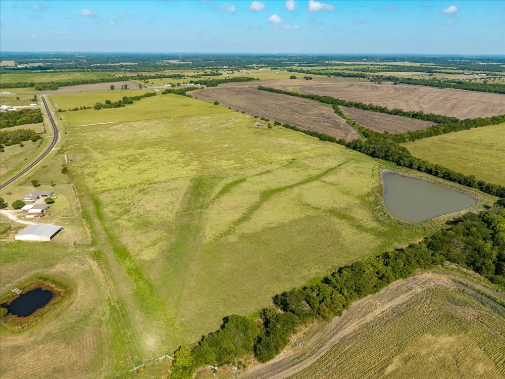 92 Highway 34 Wolfe City, TX 75496