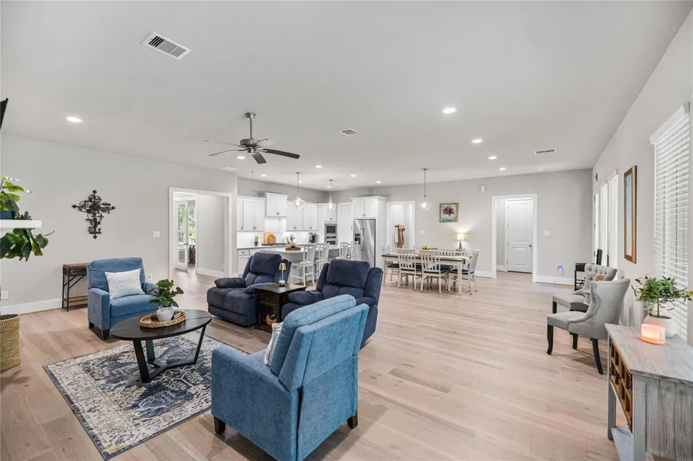 8927 Catamaran Way Montgomery, TX 77316