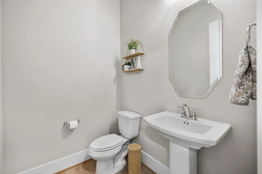 8927 Catamaran Way Montgomery, TX 77316