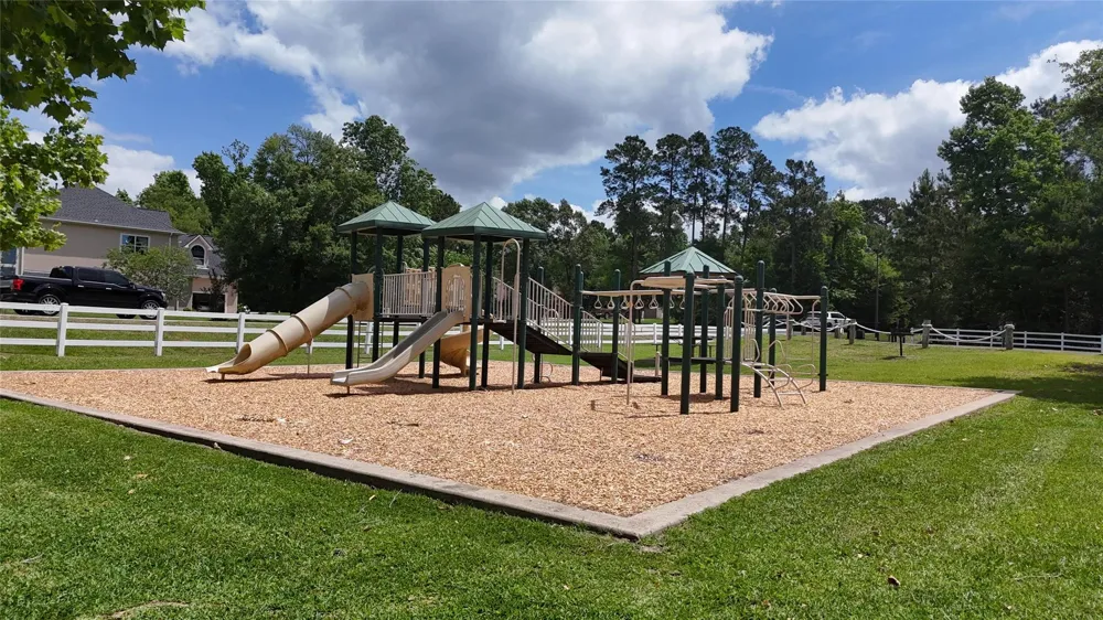 8927 Catamaran Way Montgomery, TX 77316