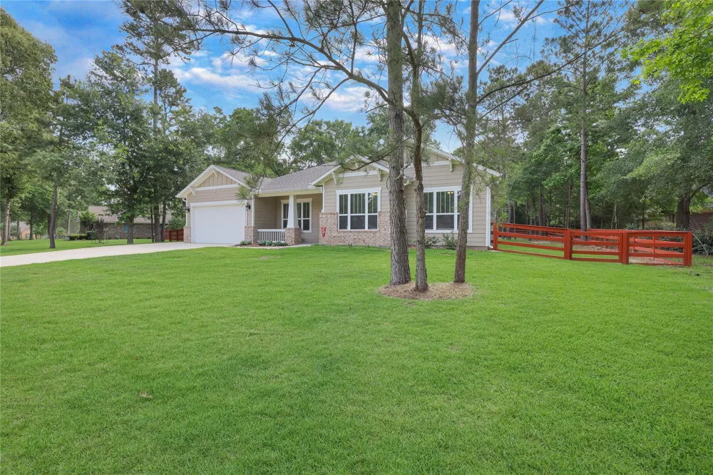 8927 Catamaran Way Montgomery, TX 77316