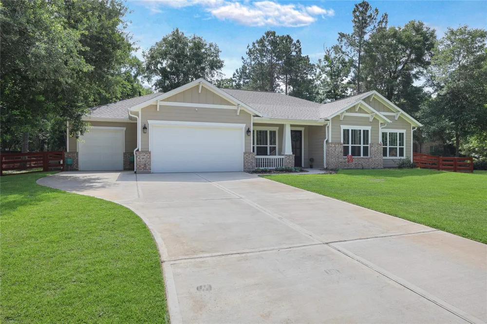 8927 Catamaran Way Montgomery, TX 77316
