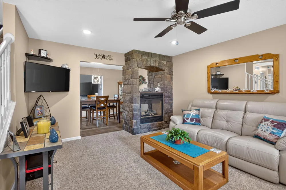 165 Hawthorne Drive Brooklyn, MI 49230