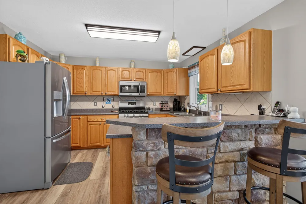 165 Hawthorne Drive Brooklyn, MI 49230