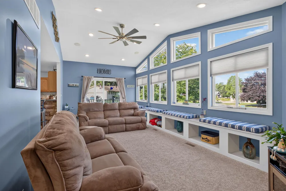 165 Hawthorne Drive Brooklyn, MI 49230