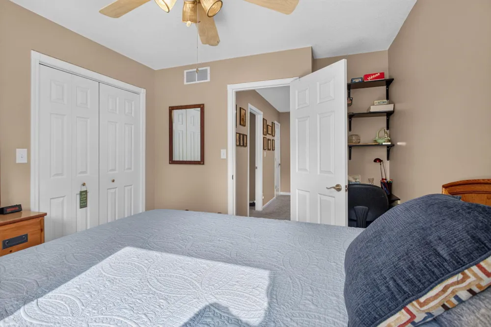 165 Hawthorne Drive Brooklyn, MI 49230