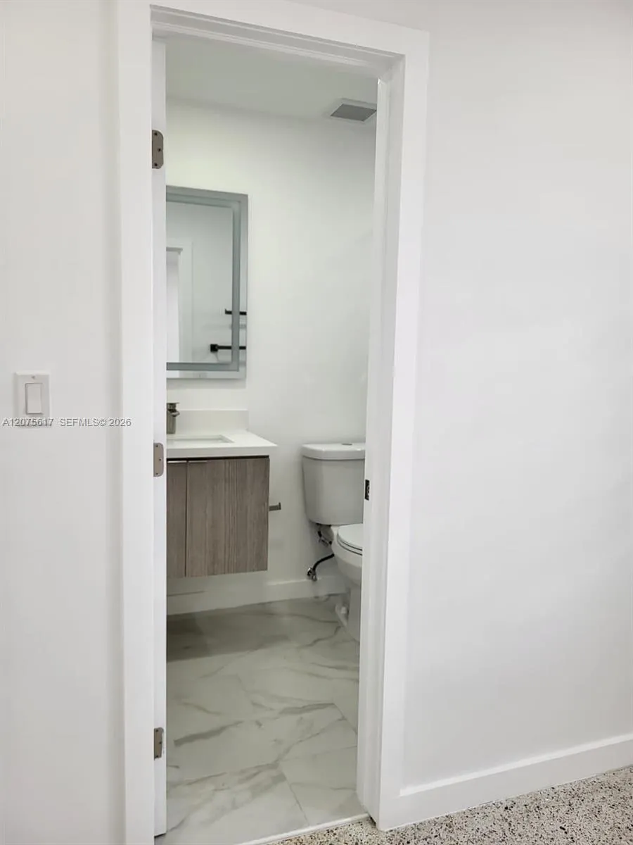 9226 SW 37th Street #9226 Miami, FL 33165