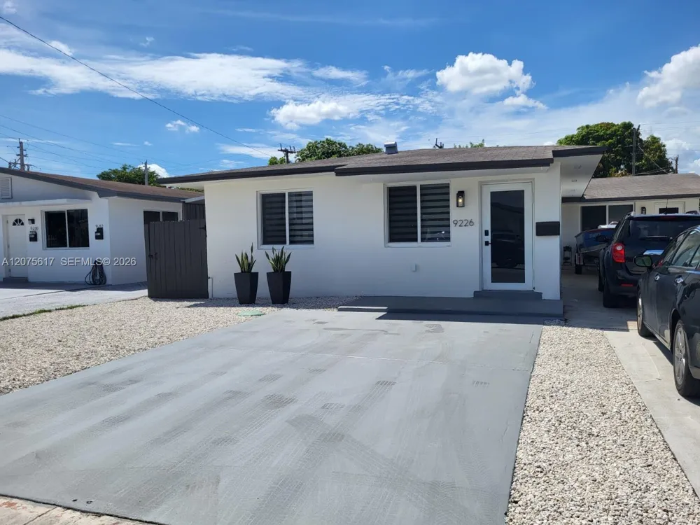 9226 SW 37th Street #9226 Miami, FL 33165