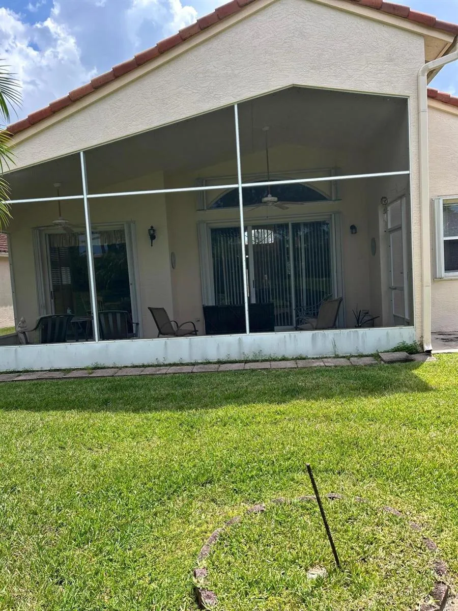 438 Sunview Way Port St. Lucie, FL 34986