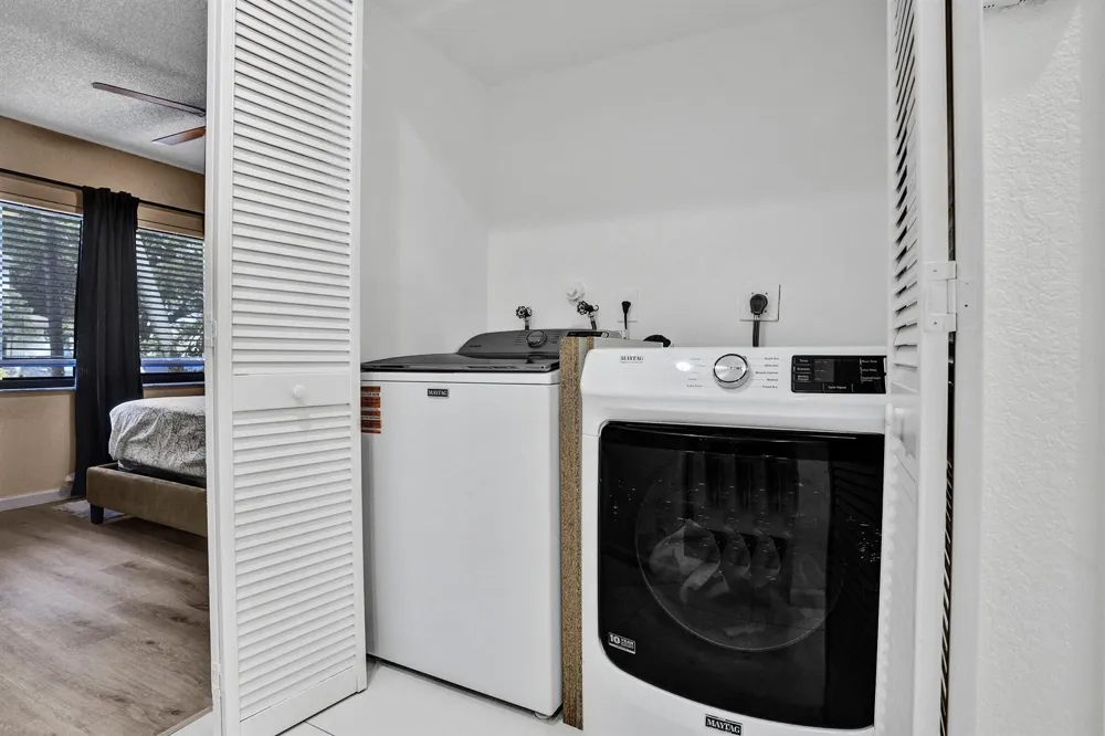 7387 NW 34th Street Lauderhill, FL 33319
