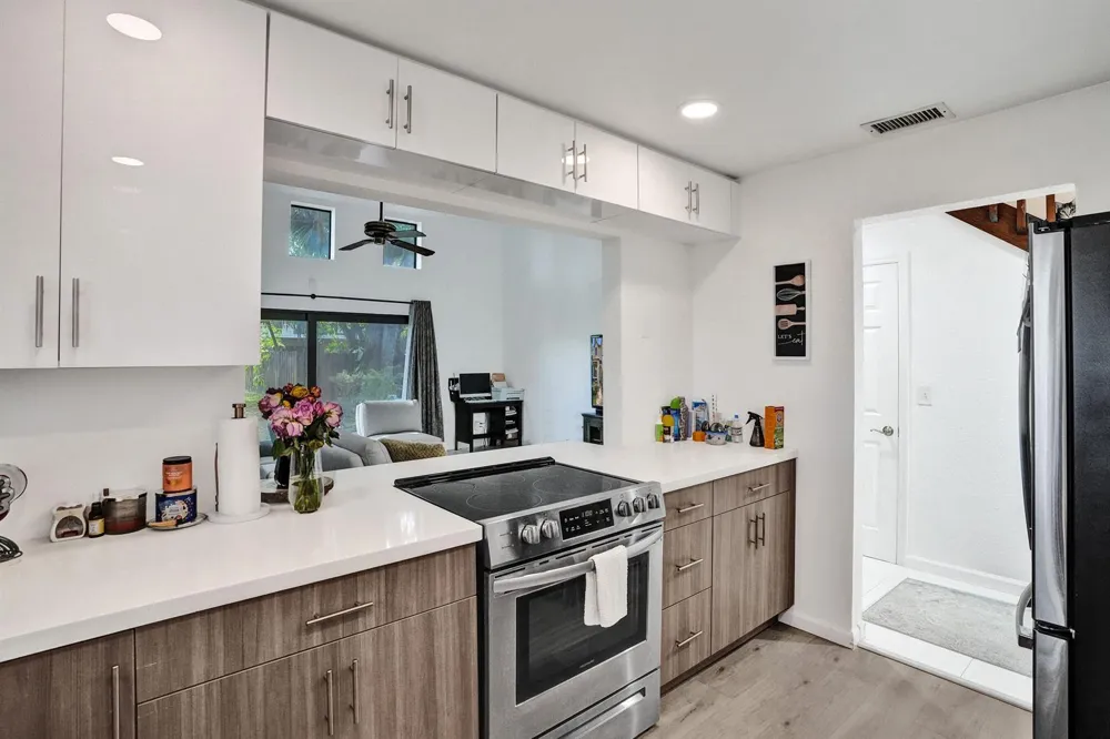 7387 NW 34th Street Lauderhill, FL 33319