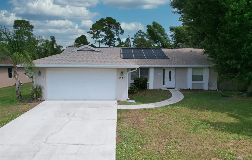 2373 SE GILLETTE AVENUE Port St. Lucie, FL 34952