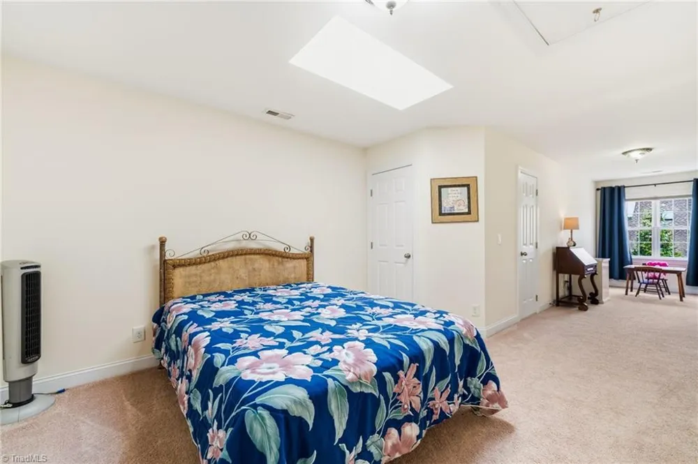 5252 Esher Drive Walkertown, NC 27051