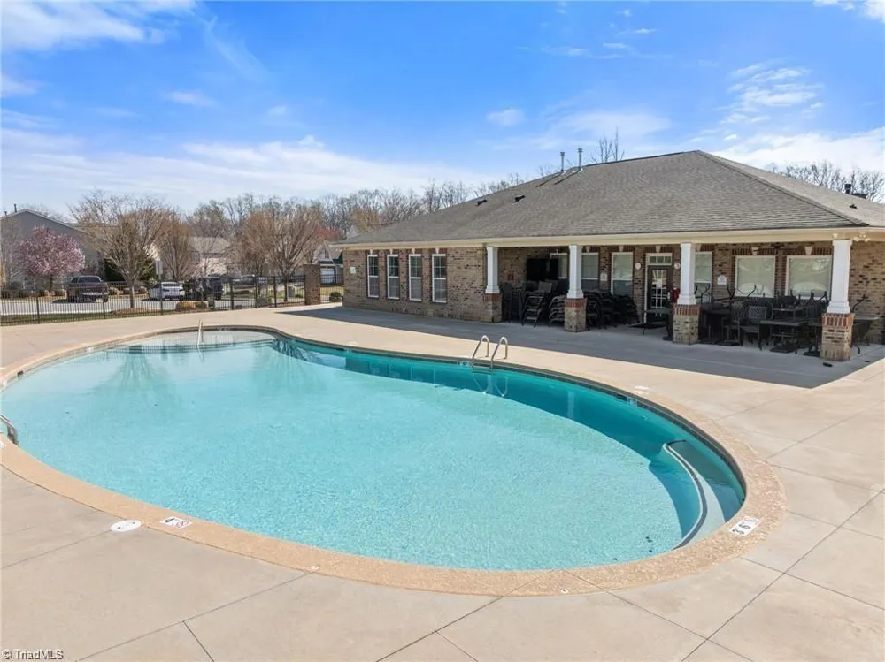 5252 Esher Drive Walkertown, NC 27051