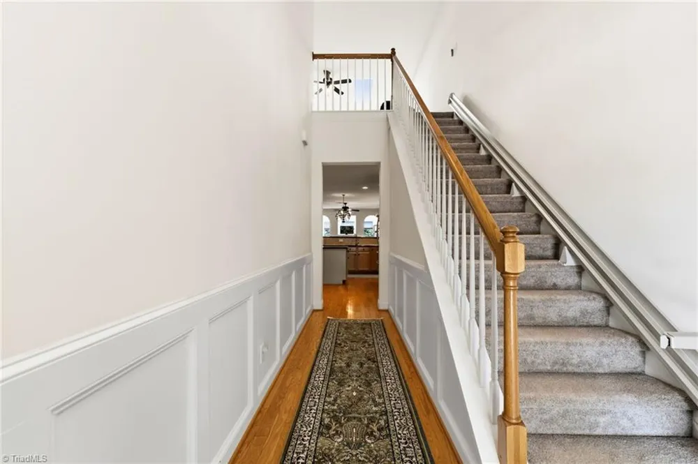 5252 Esher Drive Walkertown, NC 27051
