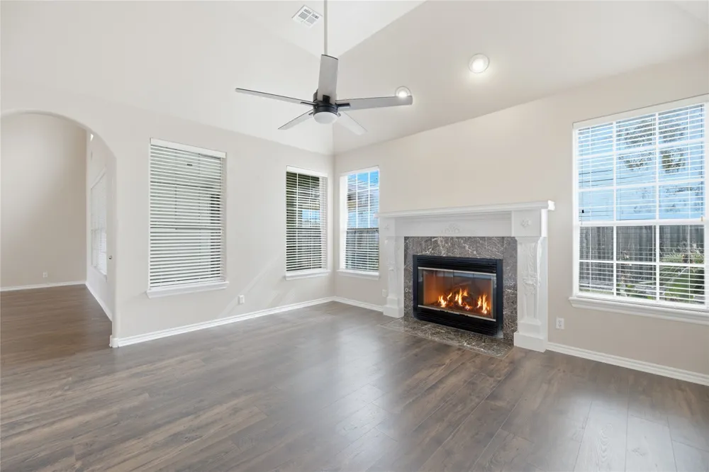 2505 S 10th Street Broken Arrow, OK 74012
