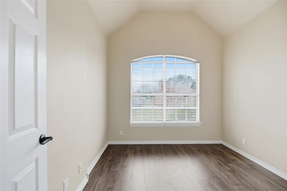 2505 S 10th Street Broken Arrow, OK 74012