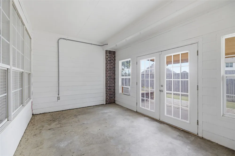 2505 S 10th Street Broken Arrow, OK 74012