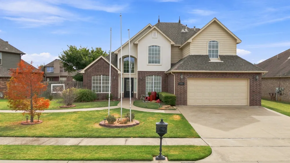 2505 S 10th Street Broken Arrow, OK 74012