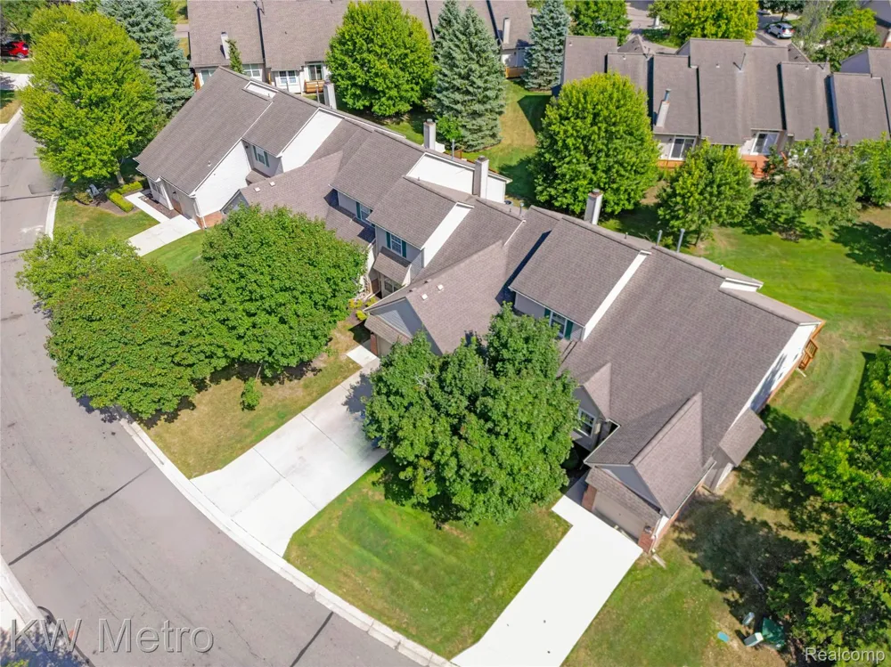 41874 Cantebury Drive Novi City, MI 48377