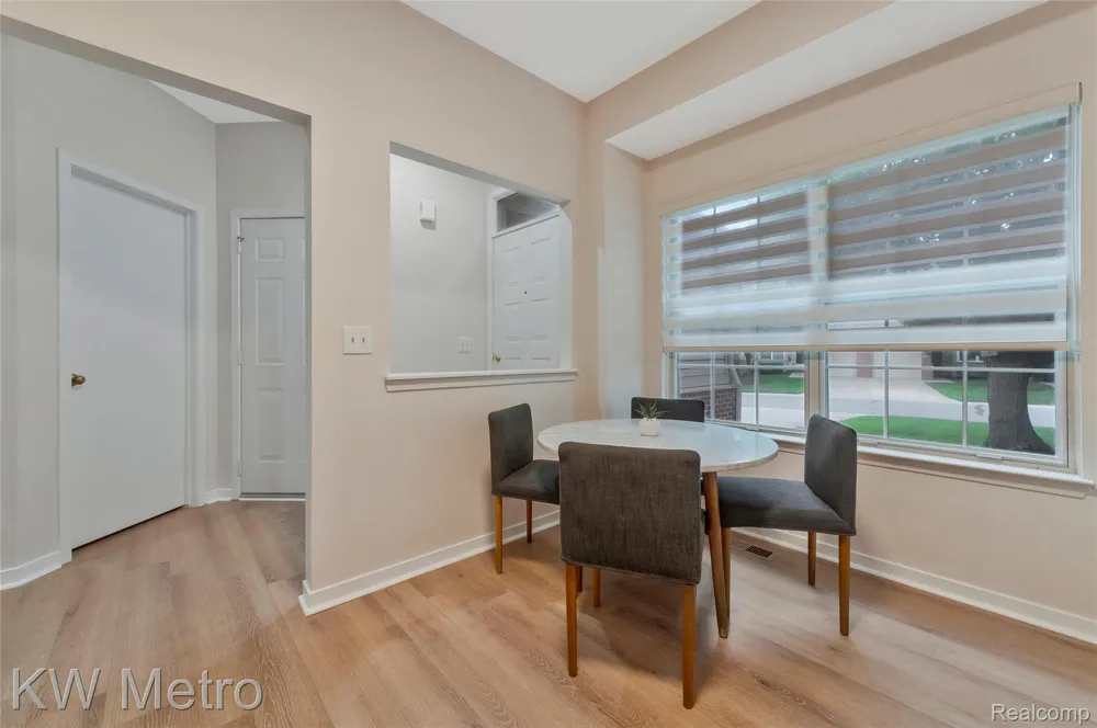 41874 Cantebury Drive Novi City, MI 48377