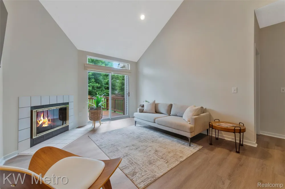 41874 Cantebury Drive Novi City, MI 48377