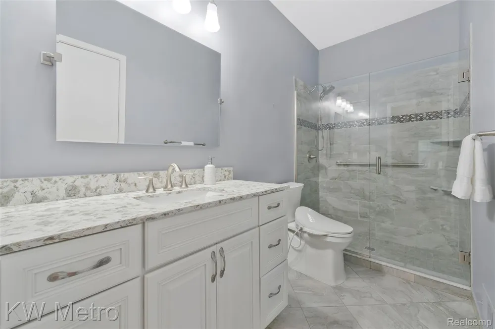 41874 Cantebury Drive Novi City, MI 48377