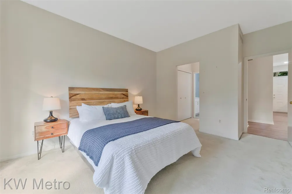 41874 Cantebury Drive Novi City, MI 48377