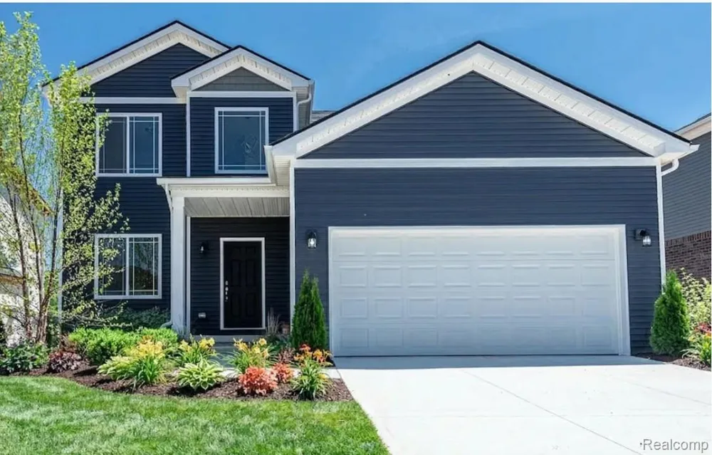 2 Oak Street Grand Blanc Charter Township, MI 48439