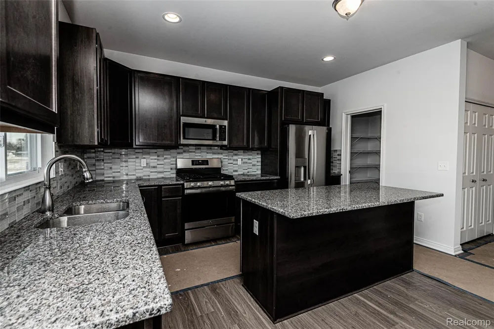 2 Oak Street Grand Blanc Charter Township, MI 48439