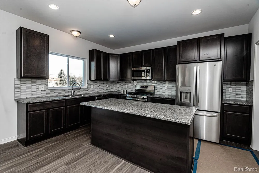 2 Oak Street Grand Blanc Charter Township, MI 48439