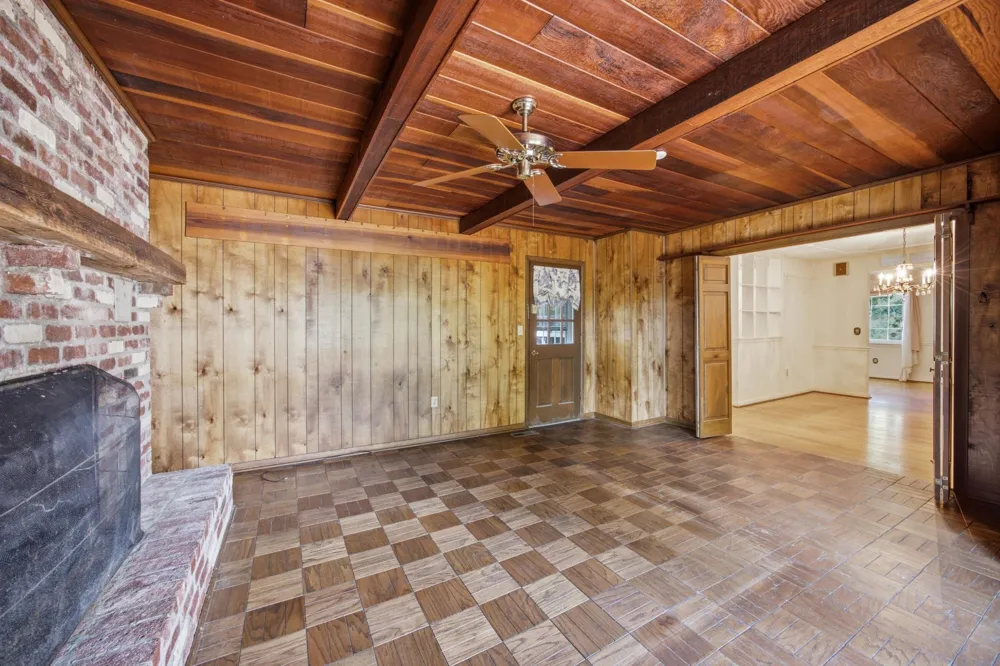 1406 Melody Lane Chattanooga, TN 37412