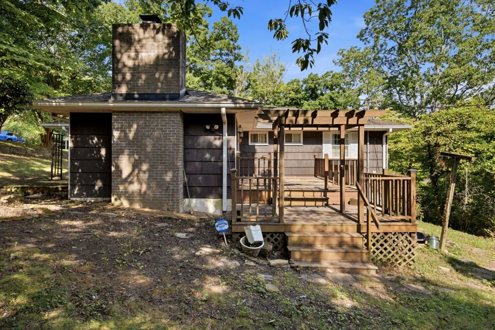 1406 Melody Lane Chattanooga, TN 37412