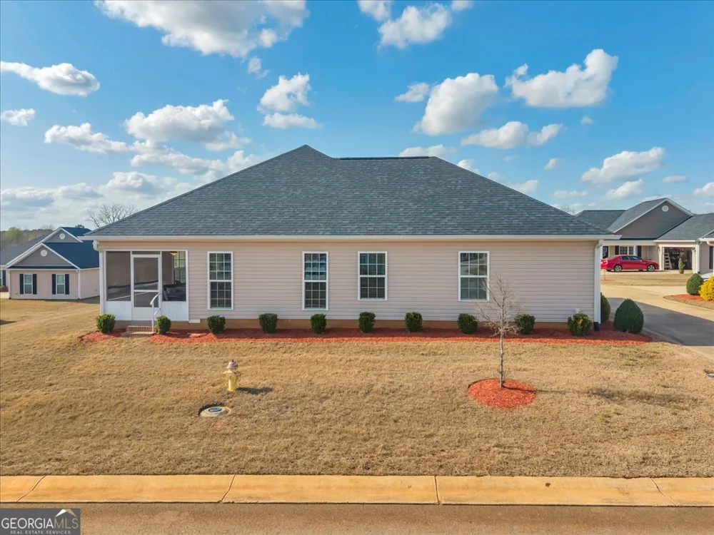 2301 Quail Ridge LN Perry, GA 31069
