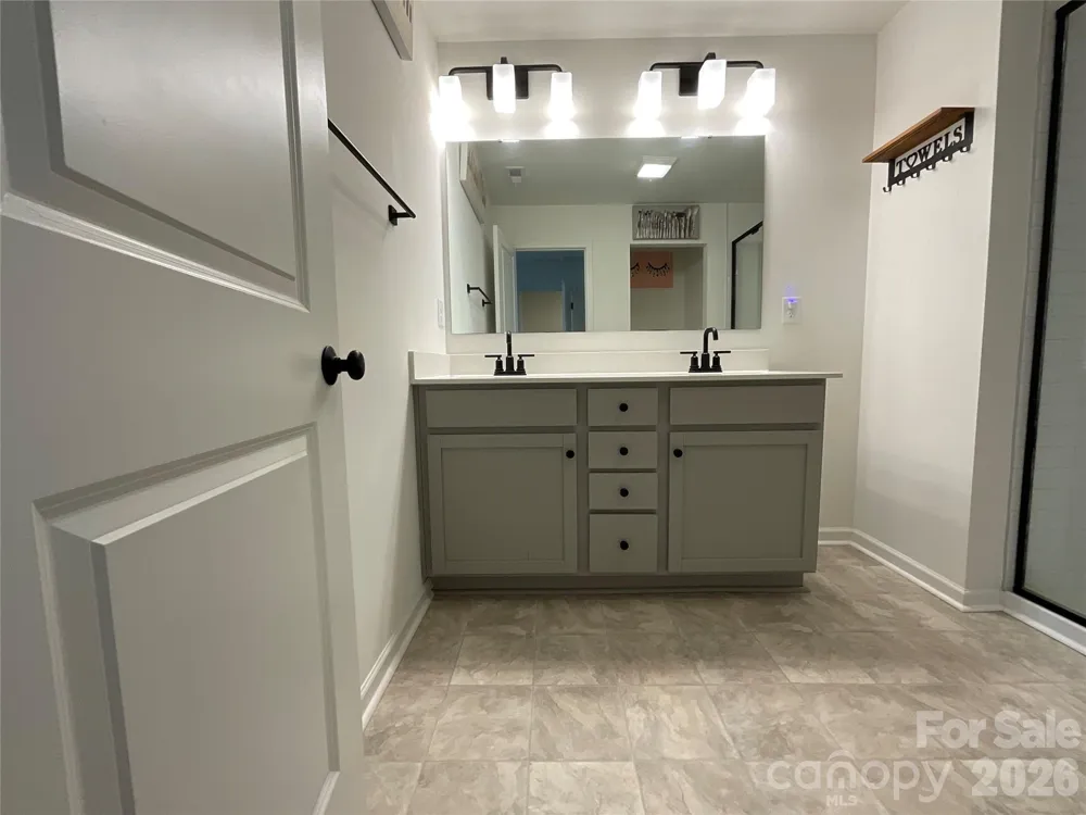 11009 Pagebrook Lane Charlotte, NC 28214